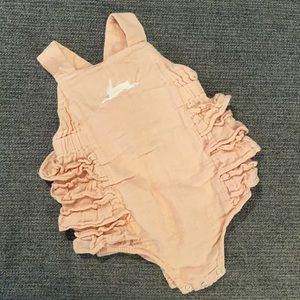 Kate Quinn Bunny side ruffle bubble